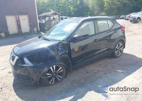 2020 Nissan Kicks Sv Xtronic Cvt из США, поврежденный, VIN 3N1CP5CV6LL529069